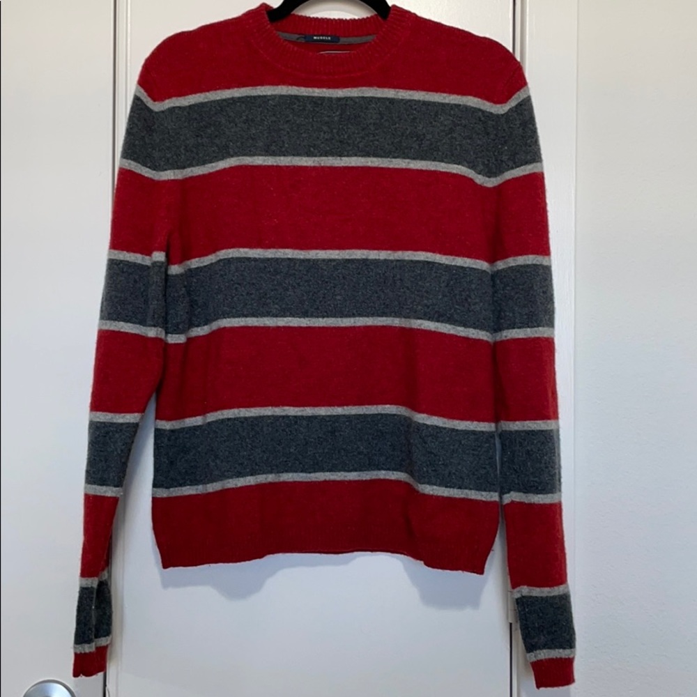 Striped Abercrombie & Fitch Sweater